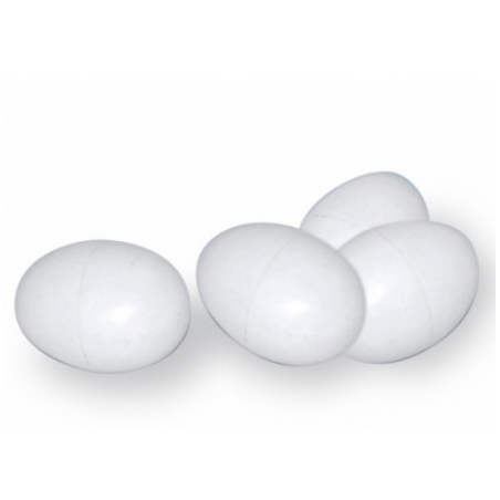 Plastic eggs for hens